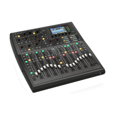 BEHRINGER X32 PRODUCER Цифровой микшерный пульт